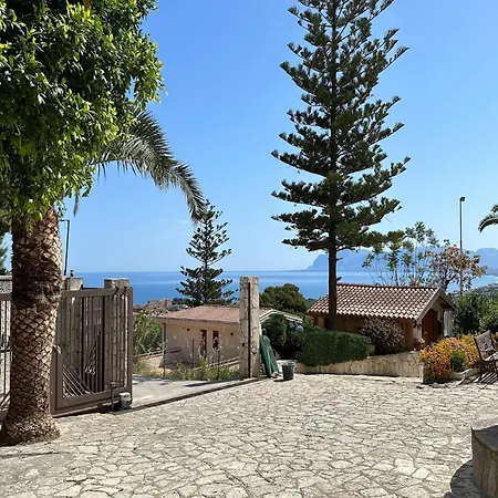 In With Pool * Castellammare del Golfo