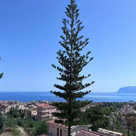 In With Pool Holiday home Castellammare del Golfo